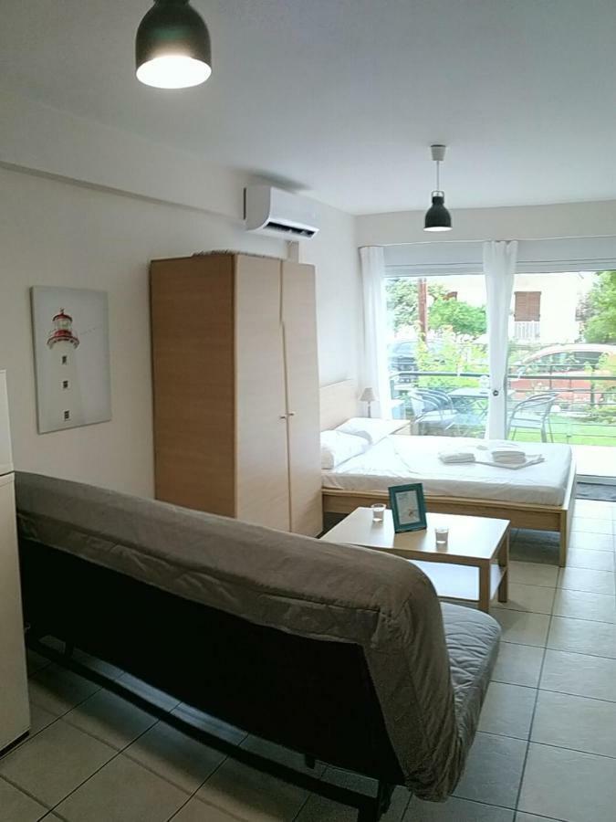 Ourania'S Apartments Kaména Vúrla Kültér fotó